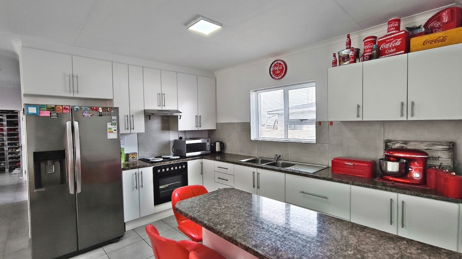 3 Bedroom Property for Sale in Fountains Estate Eastern Cape